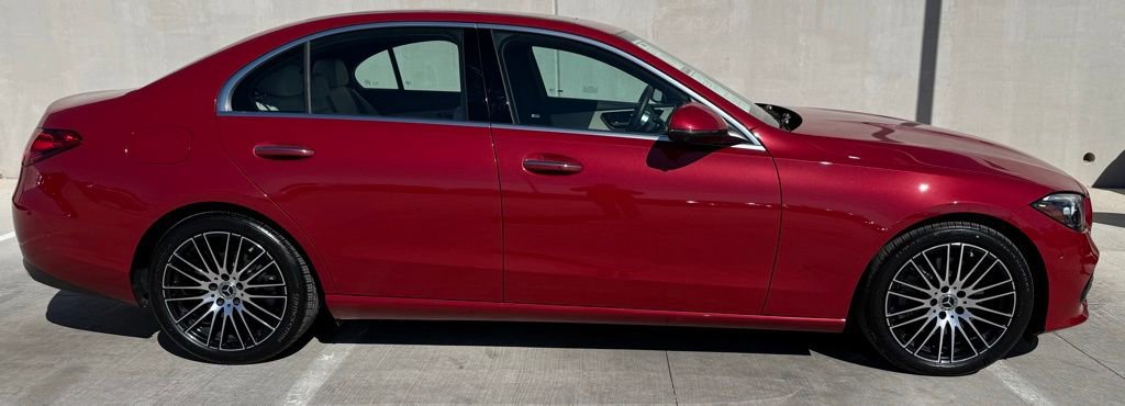 Used 2025 Mercedes-Benz C 300 Sedan image 3