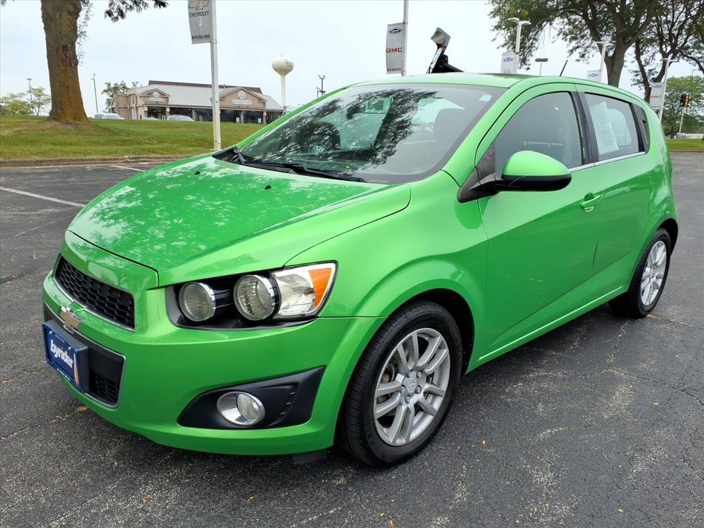 Used 2015 Chevrolet Sonic LT FWD image 3