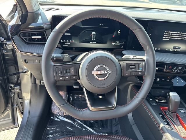 New 2026 Nissan Kicks SR w/ SR Premium Package AWD/4WD image 14