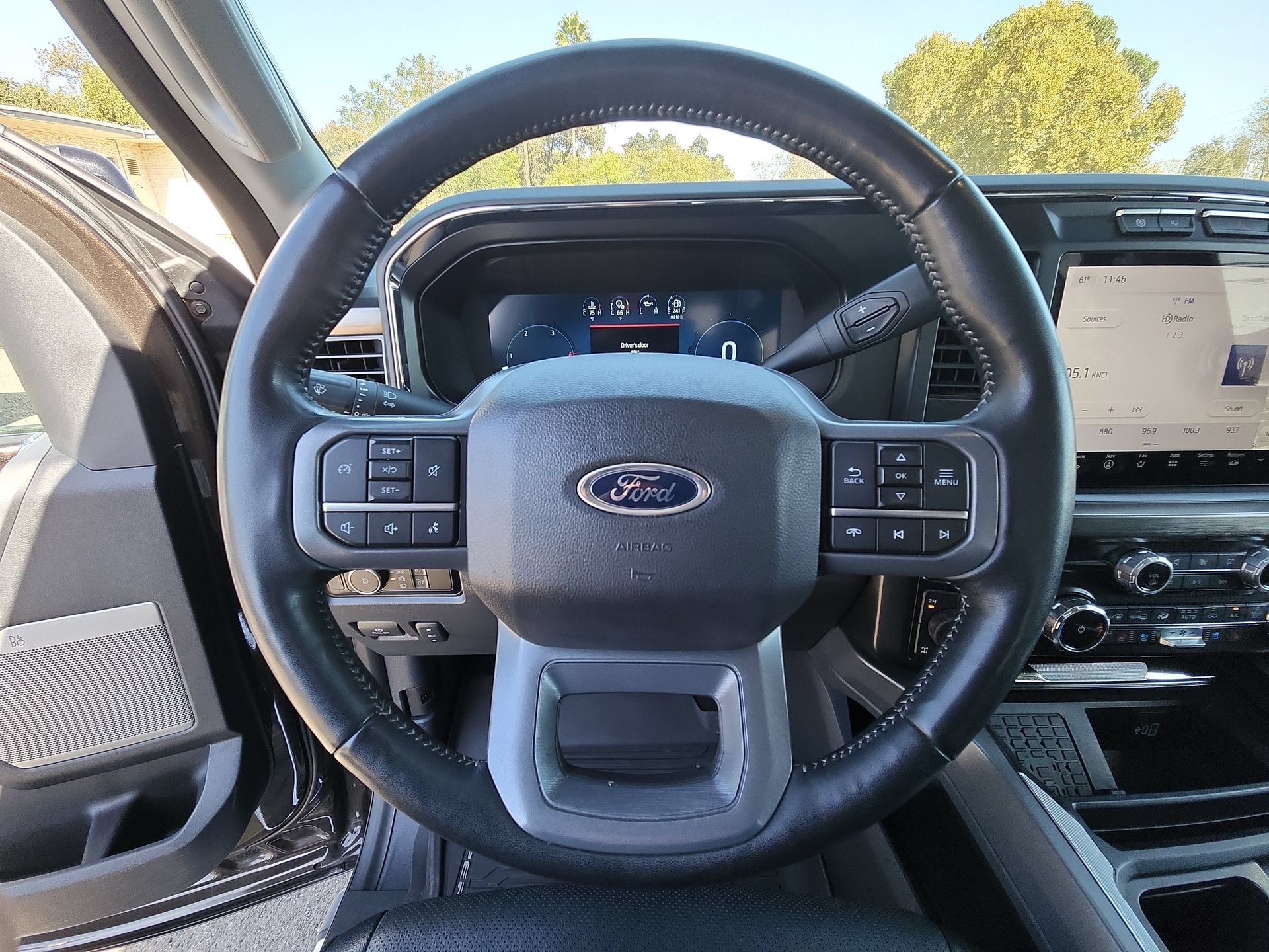 Used 2024 Ford F350 Lariat AWD/4WD image 11