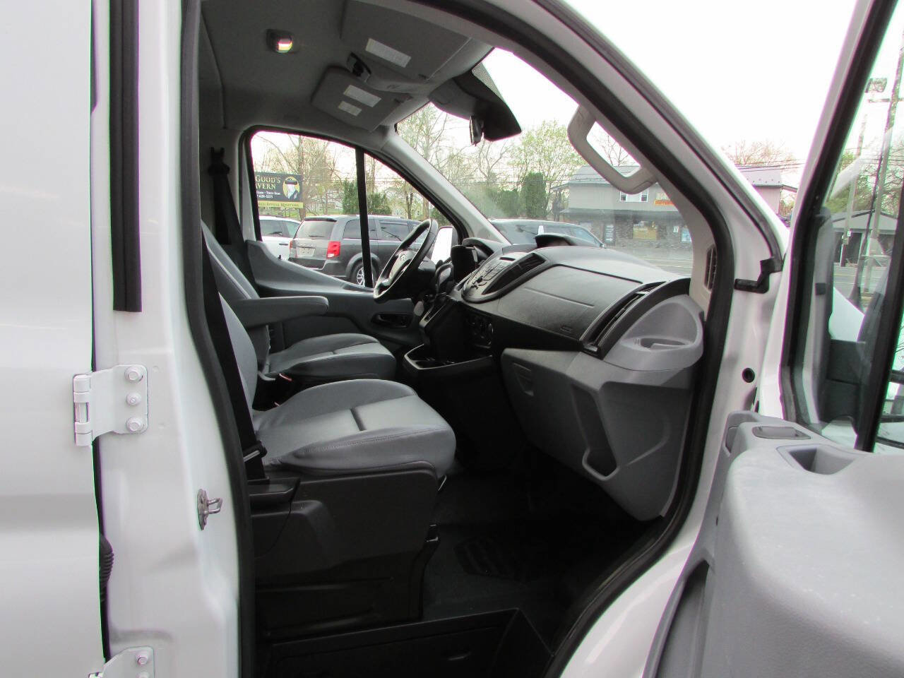 Used 2016 Ford Transit 350 XL RWD image 7