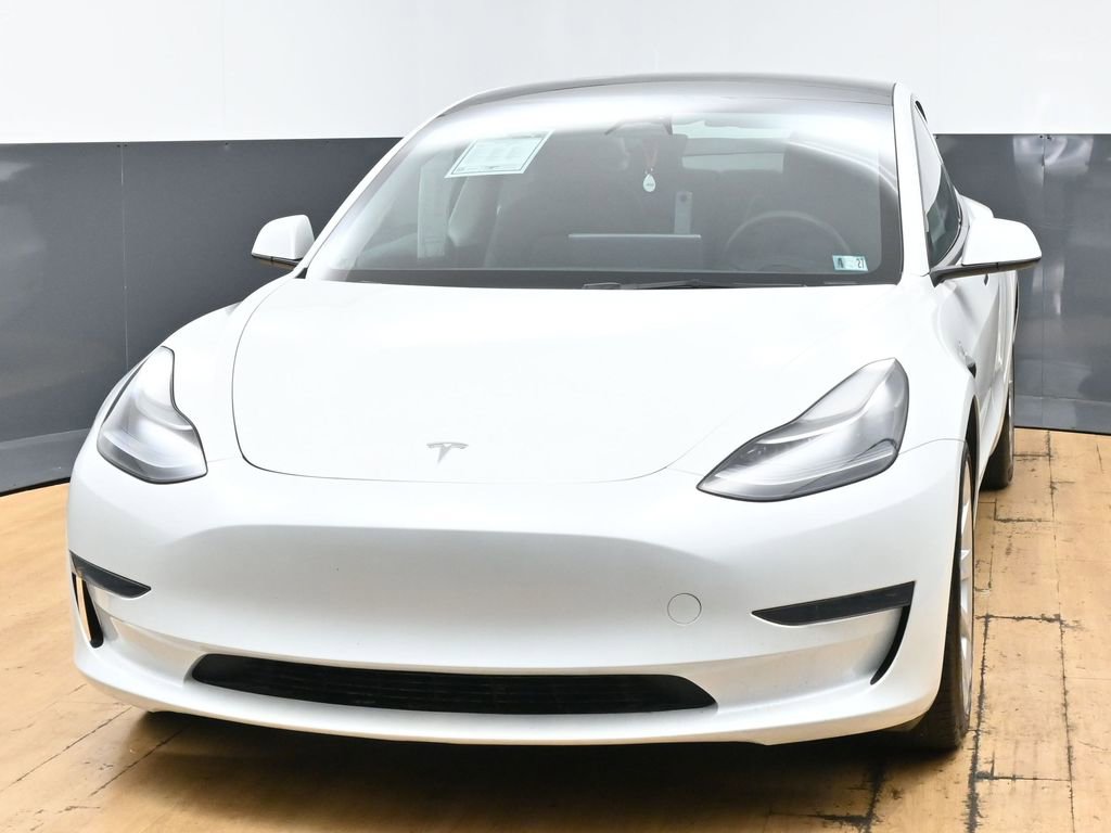 Used 2023 Tesla Model 3 Standard Range image 38