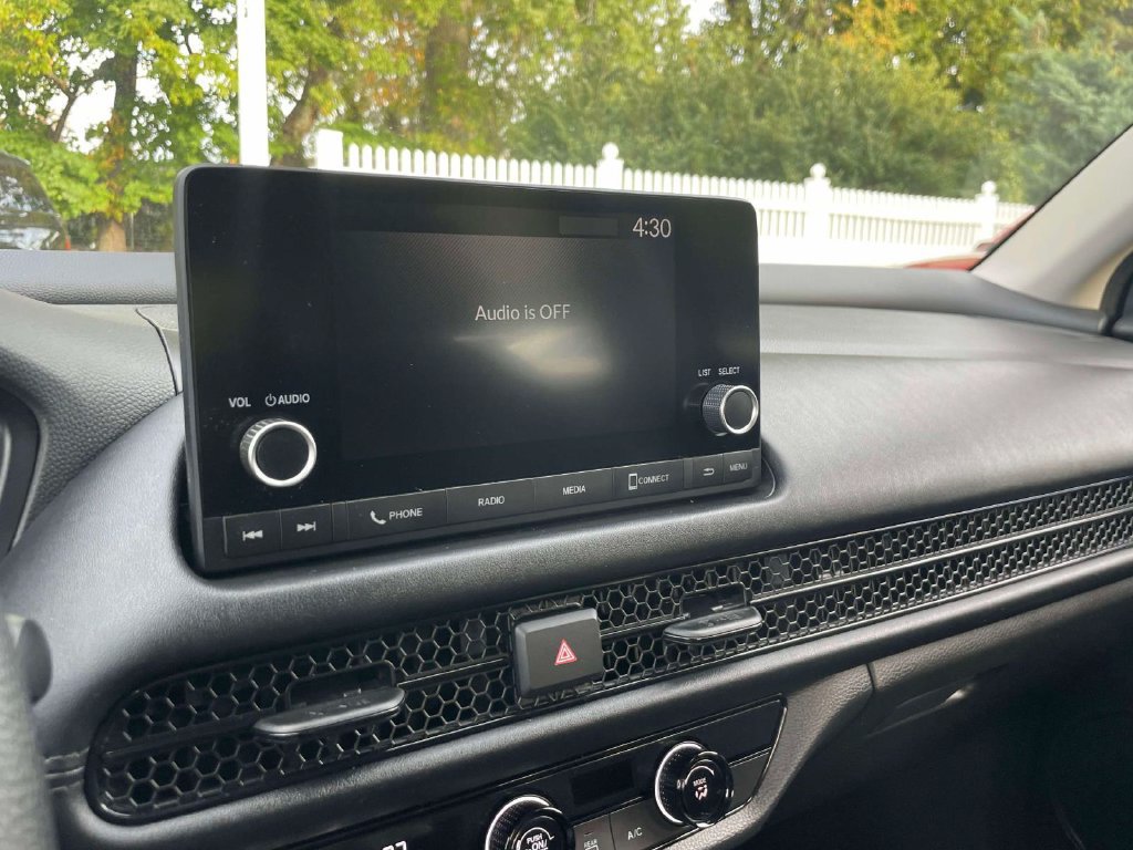 Certified 2023 Honda HR-V LX image 27