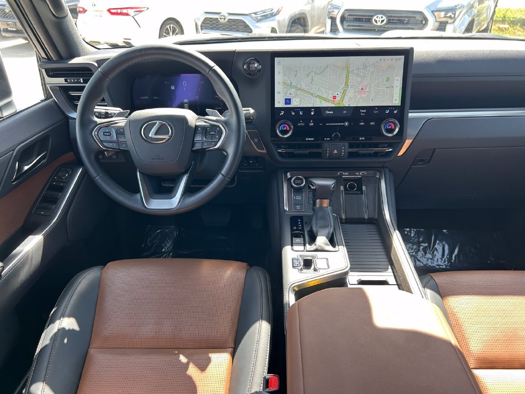 Used 2025 Lexus GX 550 AWD/4WD image 21