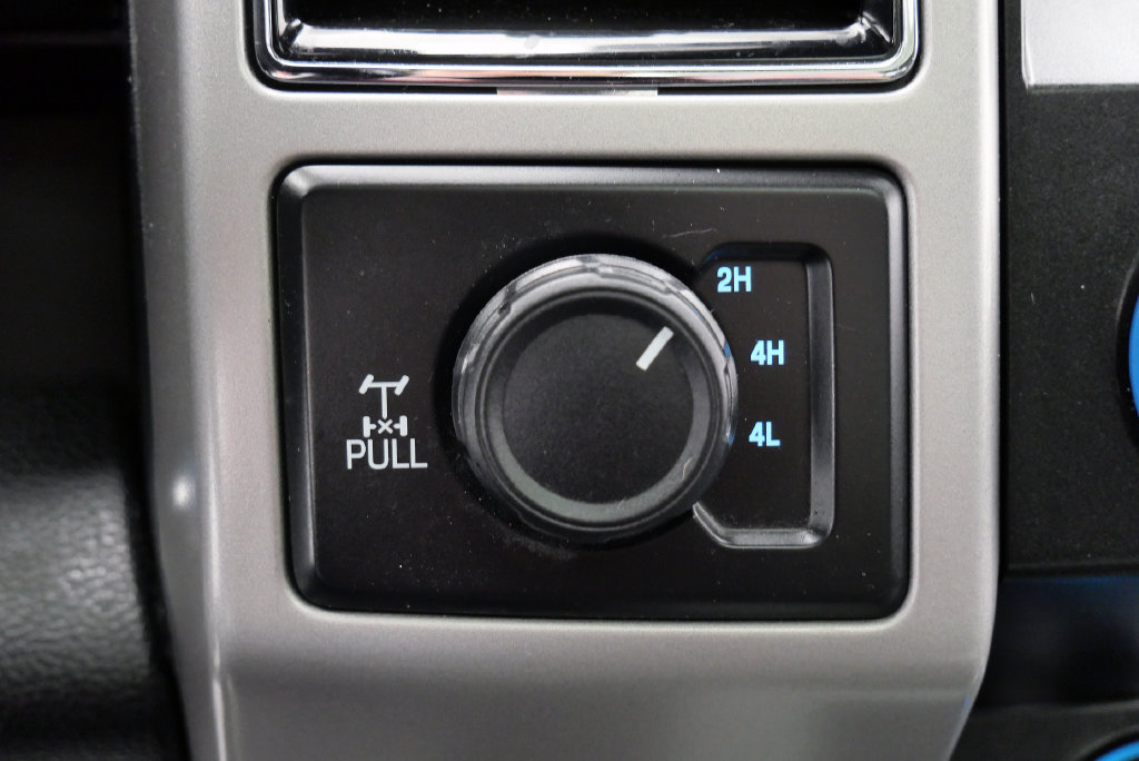 Used 2021 Ford F250 Lariat w/ Lariat Ultimate Package AWD/4WD image 33