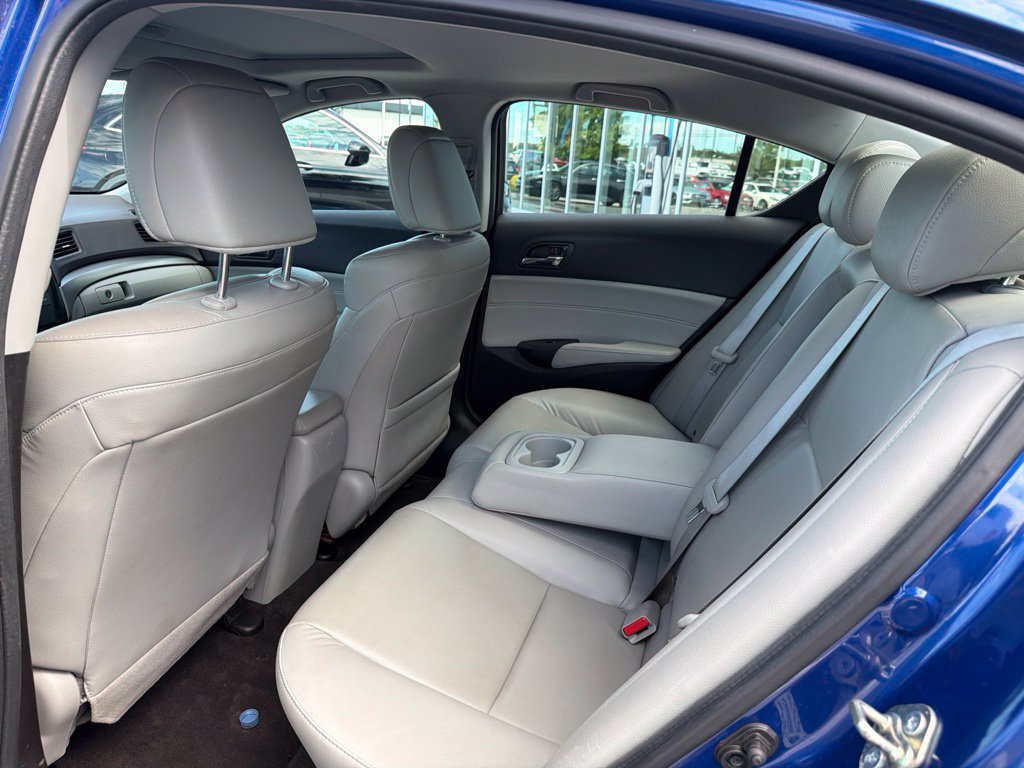 Used 2017 Acura ILX FWD image 26