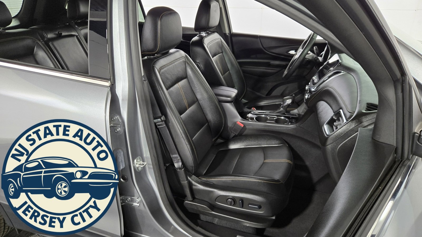 Used 2024 Chevrolet Equinox Premier image 34