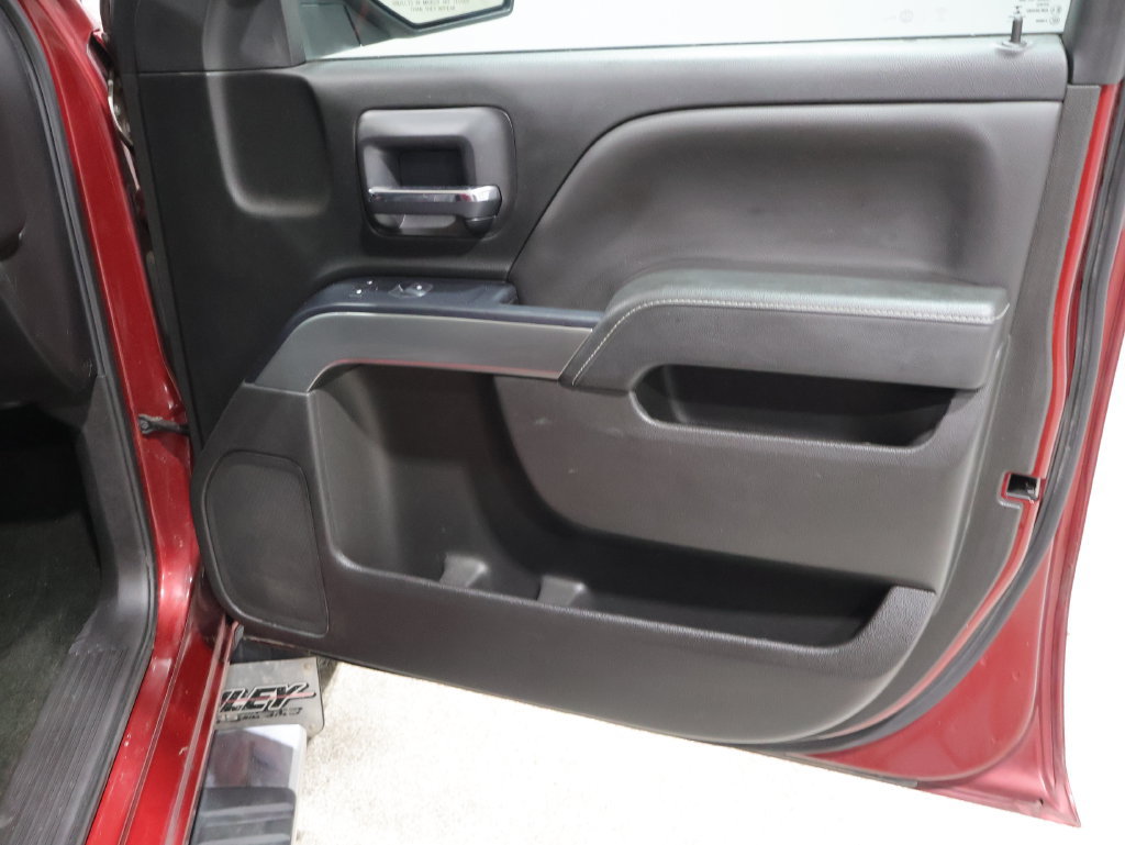 Used 2018 Chevrolet Silverado 1500 LT w/ All Star Edition AWD/4WD image 22
