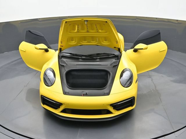 Used 2024 Porsche 911 Carrera GTS RWD image 27