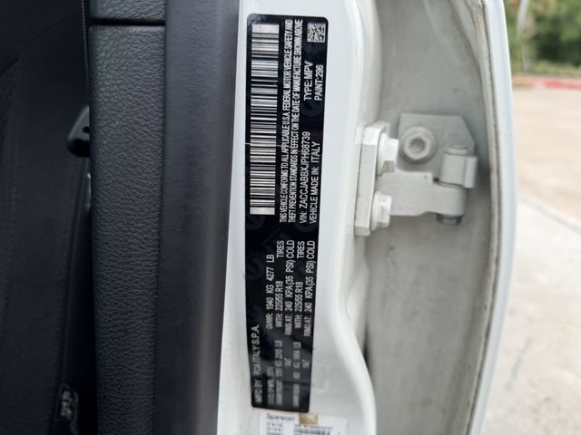 Used 2018 Jeep Renegade Altitude FWD image 28