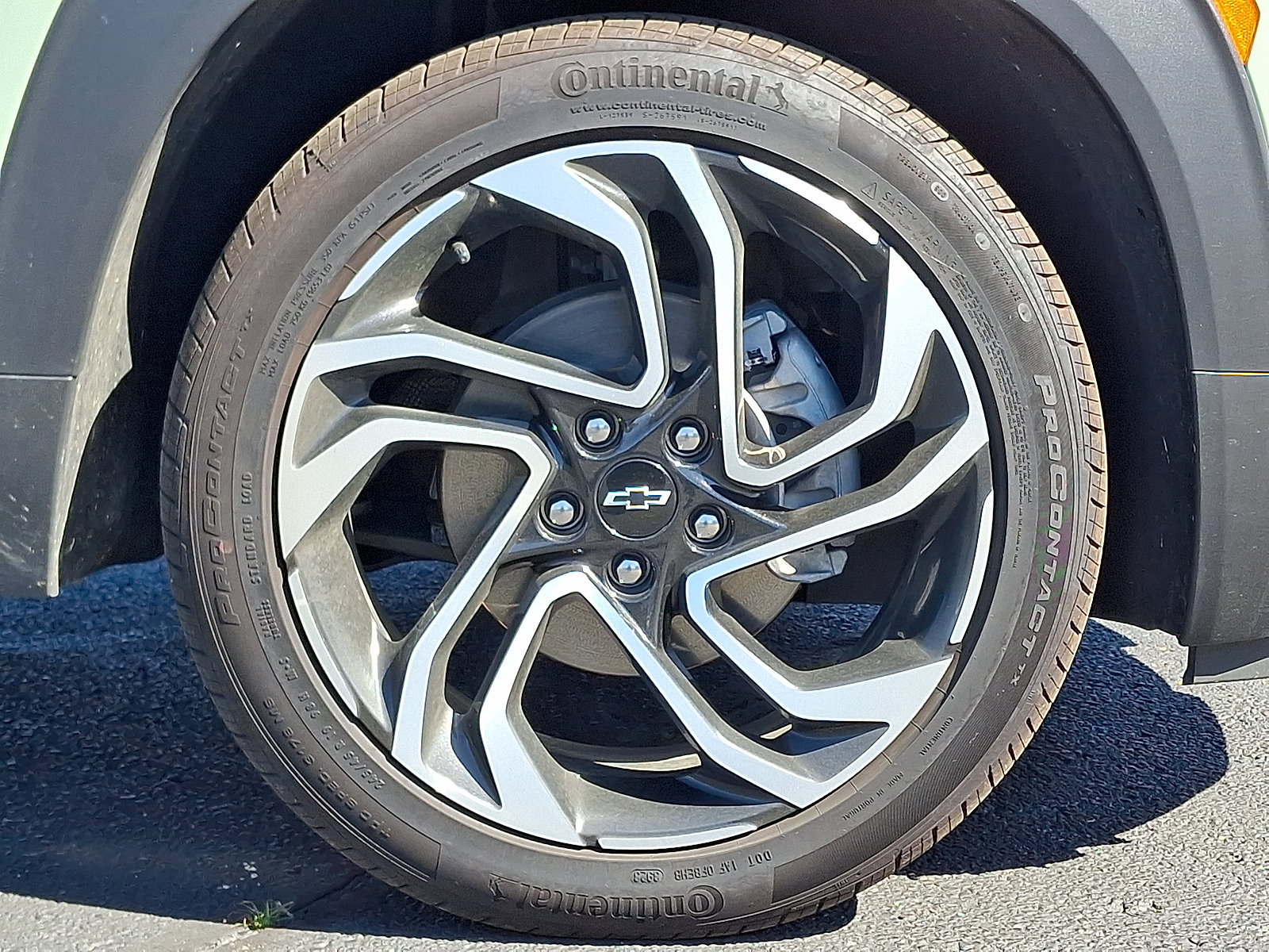 Used 2024 Chevrolet TrailBlazer RS w/ Driver Confidence Package FWD image 19