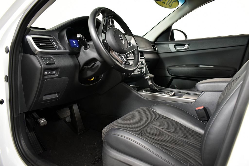 Used 2020 Kia Optima S image 15