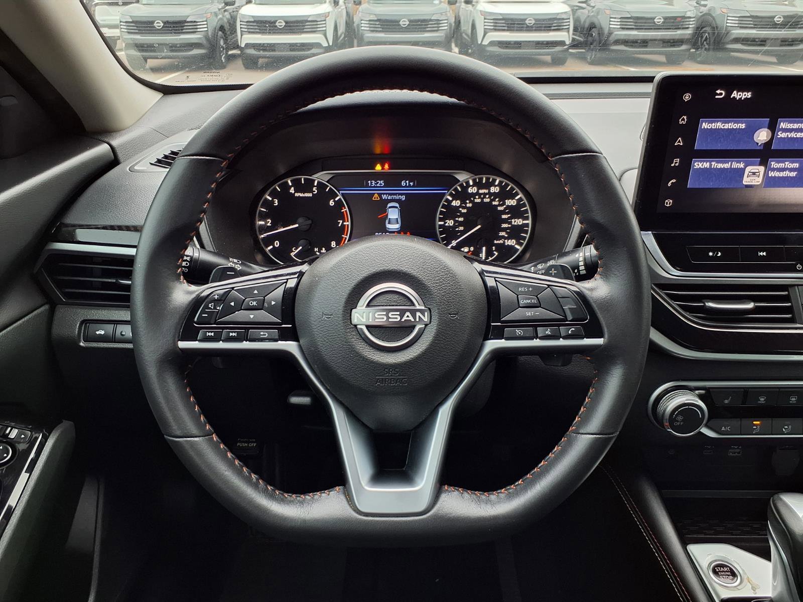 Used 2024 Nissan Altima 2.5 SR w/ SR Premium Package image 14