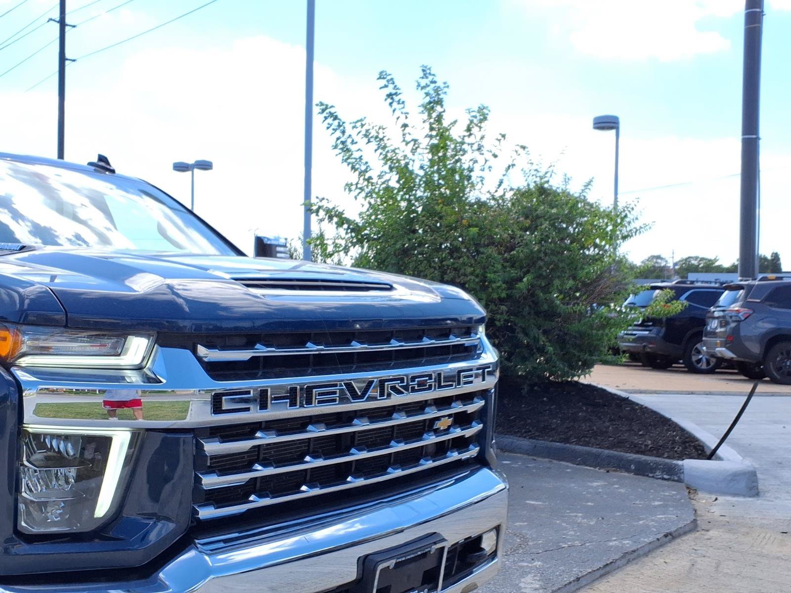 Used 2022 Chevrolet Silverado 2500 LTZ w/ LTZ Convenience Package AWD/4WD image 26