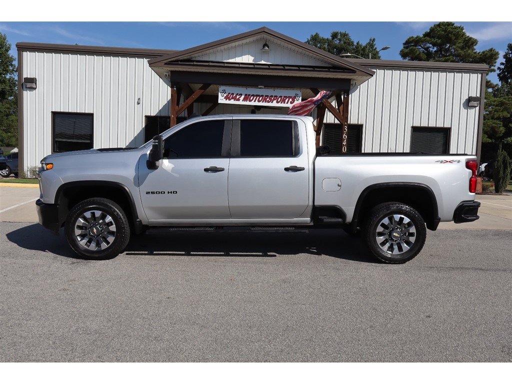 Used 2021 Chevrolet Silverado 2500 Custom w/ Custom Value Package AWD/4WD image 2