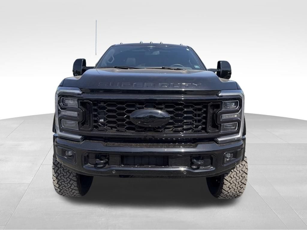 Used 2023 Ford F450 Platinum w/ FX4 Off-Road Package AWD/4WD image 32