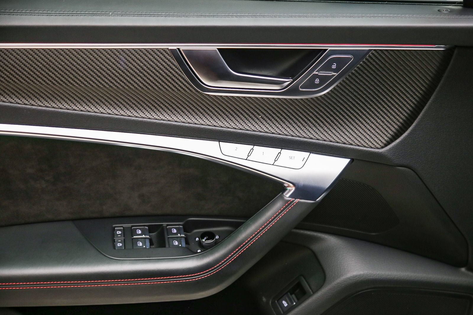 Certified 2021 Audi RS 6 w/ Executive Package AWD/4WD image 34