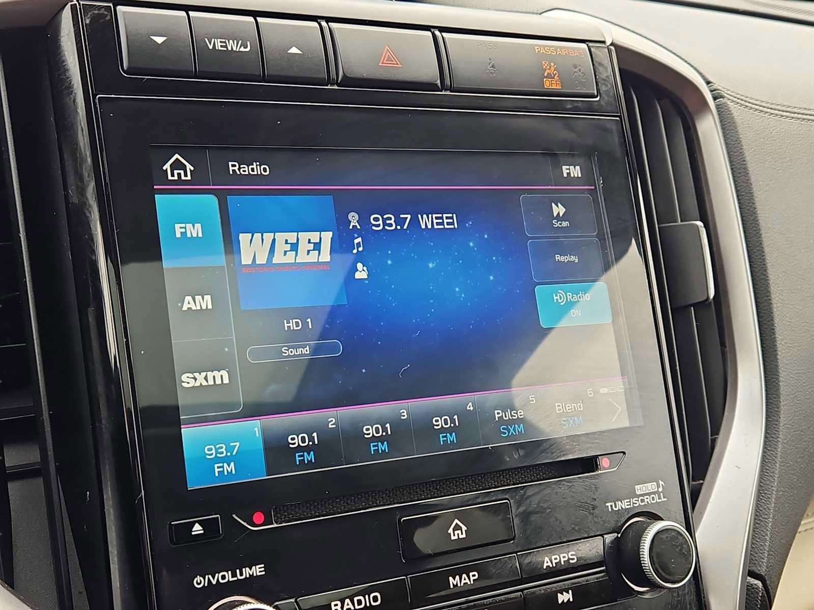 Used 2020 Subaru Ascent Touring image 32