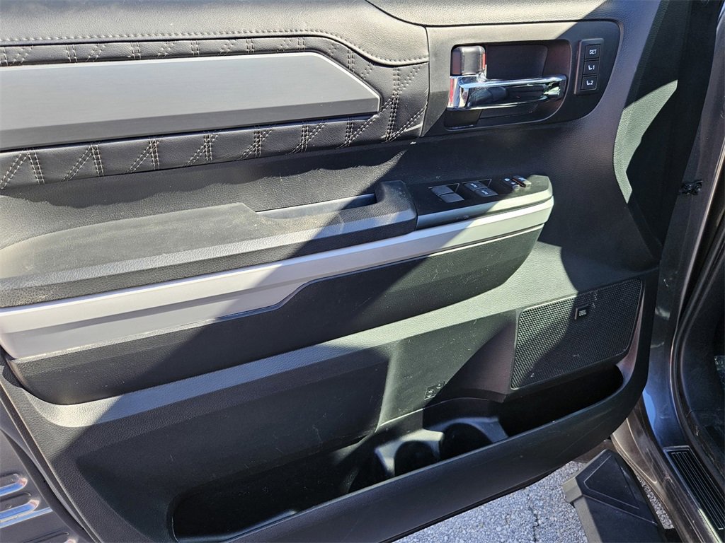 Used 2019 Toyota Tundra Platinum image 14