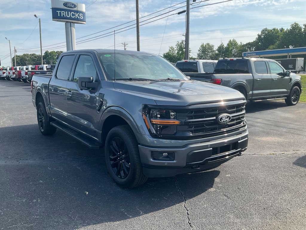 New 2026 Ford F150 XLT w/ Equipment Group 302A MID AWD/4WD image 3