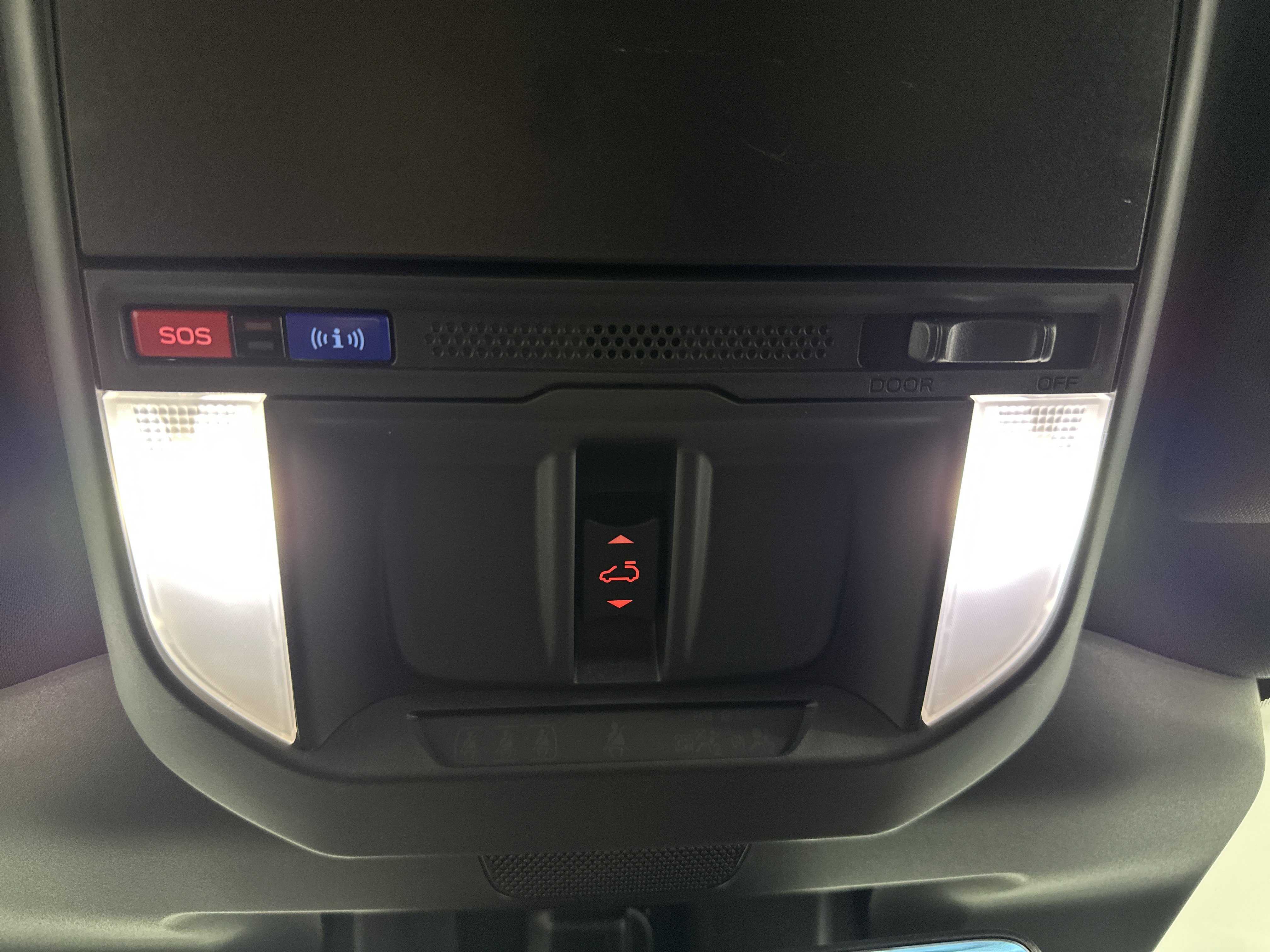 Used 2025 Subaru Forester Limited w/ Popular Package #2 image 31