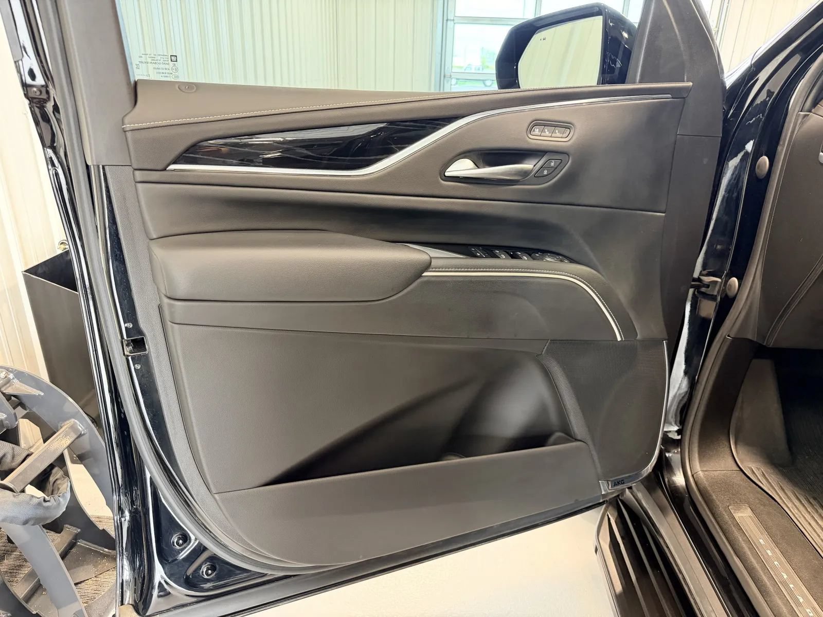 Used 2023 Cadillac Escalade Sport w/ Touring Package AWD/4WD image 8