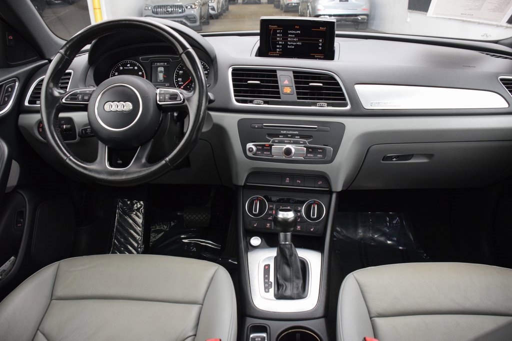 Used 2017 Audi Q3 2.0T Premium Plus w/ Premium Plus Package image 18