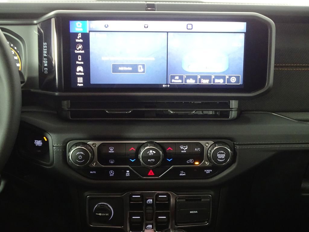 New 2026 Jeep Gladiator Mojave image 29