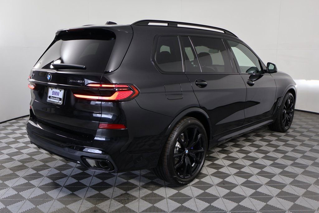 New 2026 BMW X7 xDrive40i w/ M Sport Package video 2