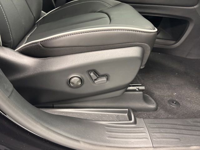 New 2026 Chrysler Pacifica Limited w/ S Appearance Package image 27