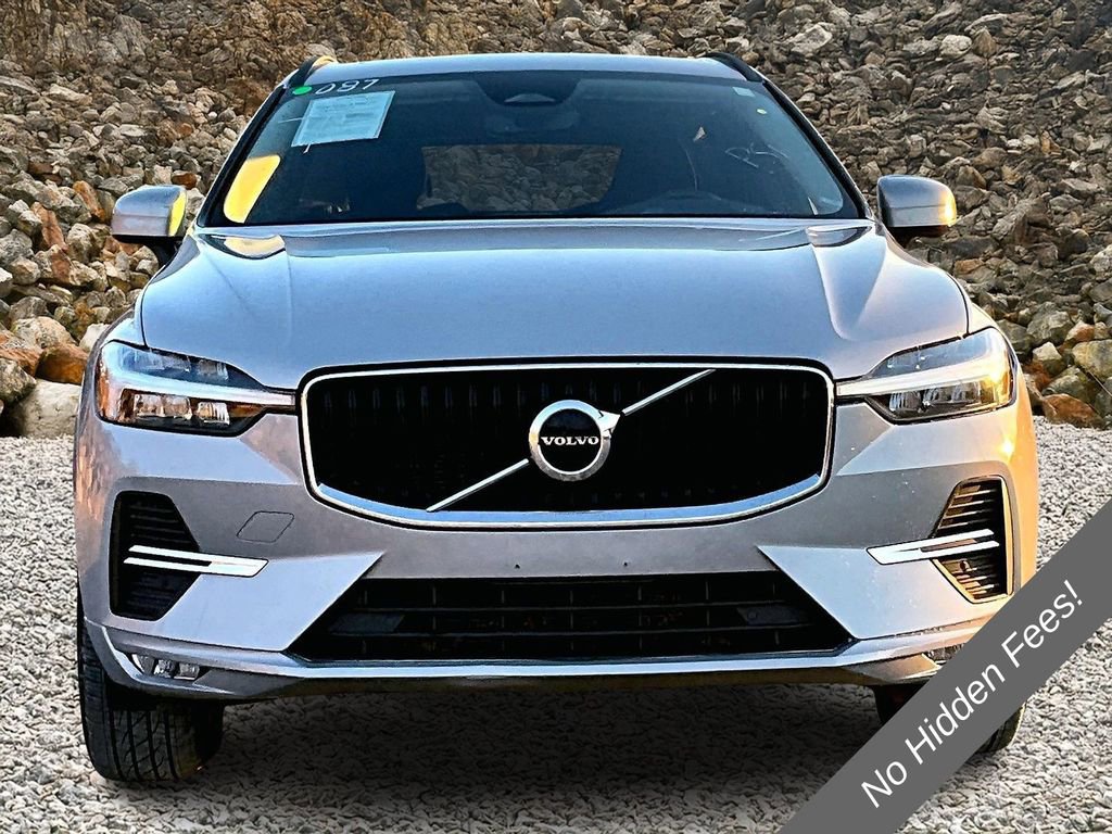 Used 2022 Volvo XC60 B5 Momentum AWD/4WD image 3