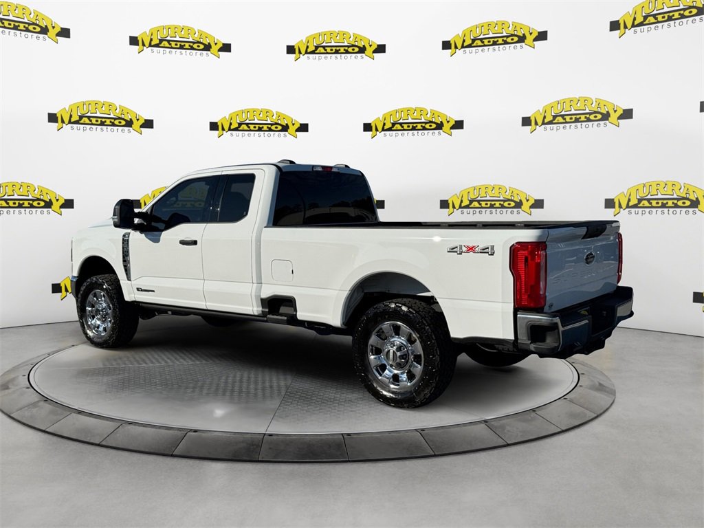 Used 2025 Ford F250 XLT image 3