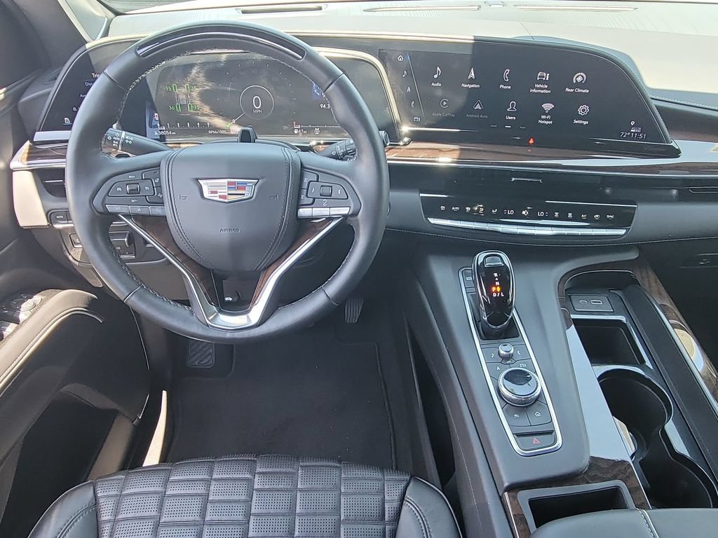 Certified 2022 Cadillac Escalade Sport Platinum w/ Heavy-Duty Trailer Package AWD/4WD image 11