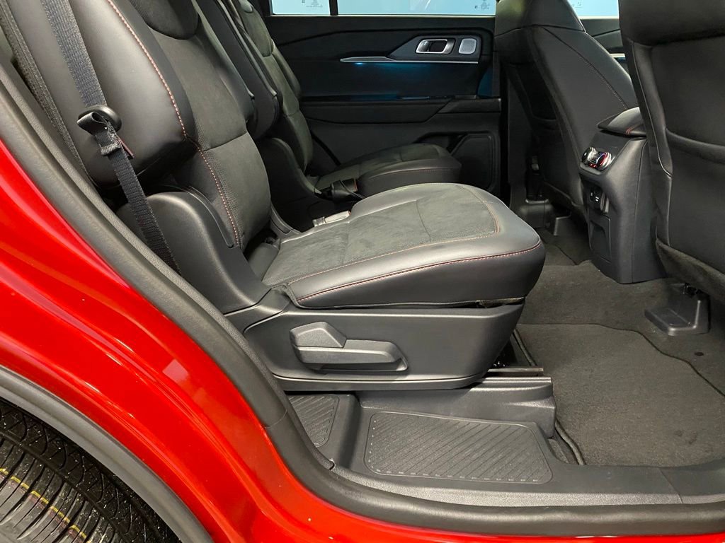 New 2026 Ford Explorer ST w/ Sun And Sound Package image 39