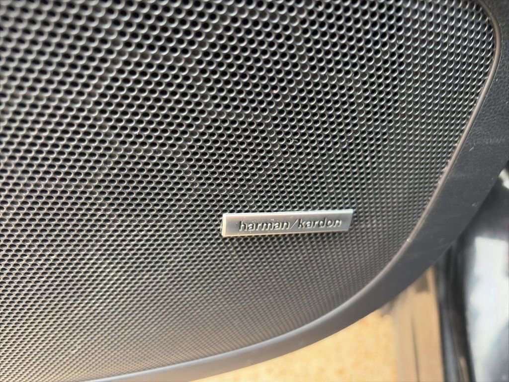 Used 2022 Subaru Ascent Touring w/ Popular Package #2A image 16