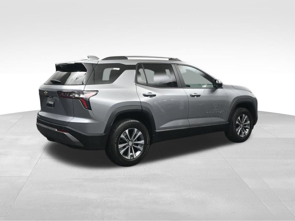 Used 2025 Chevrolet Equinox LT w/ Convenience Package II FWD image 5
