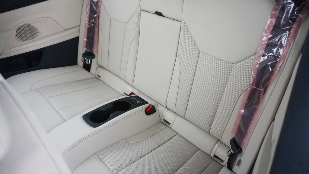 New 2026 BMW 430i xDrive Convertible image 11