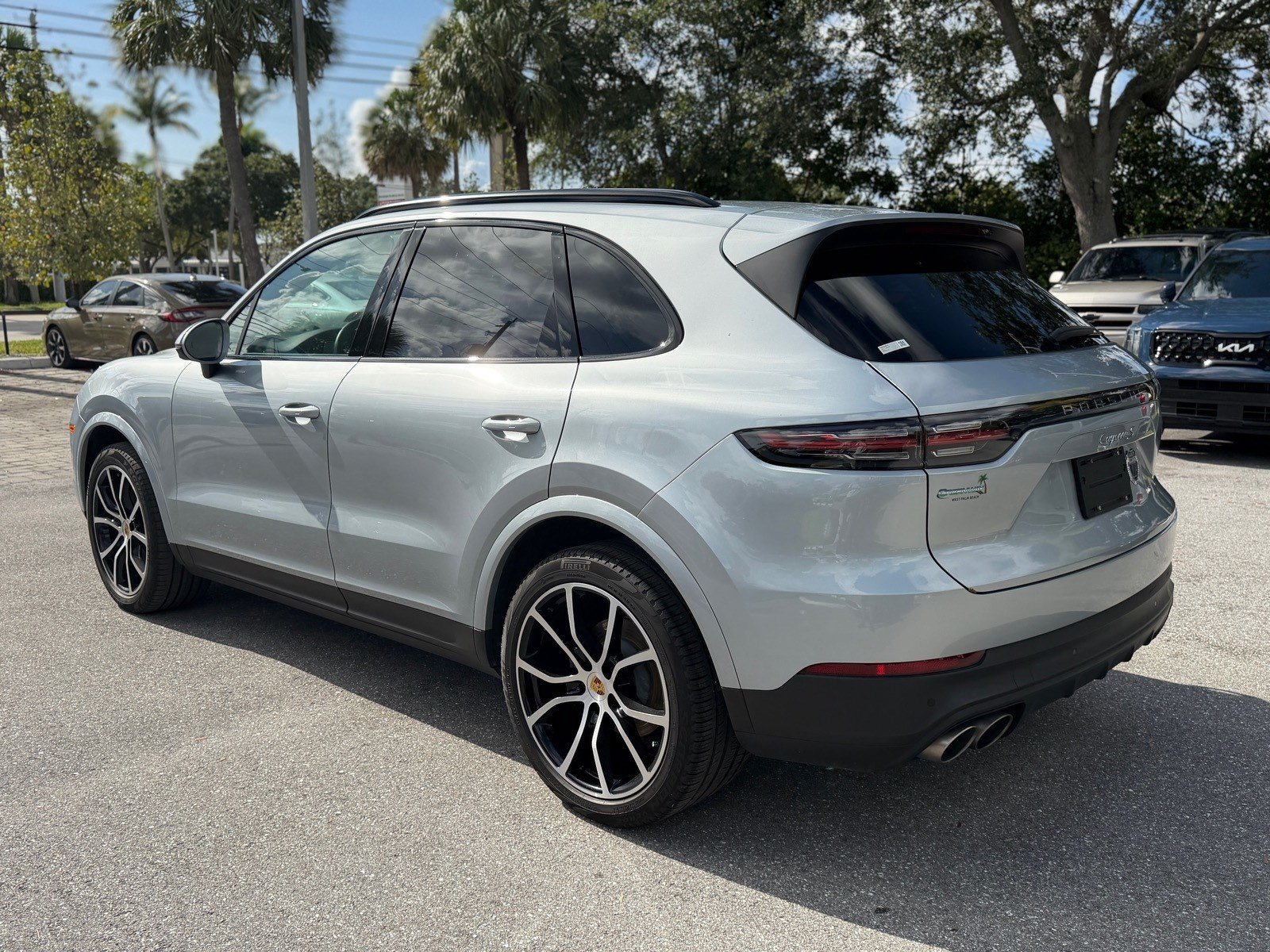 Used 2021 Porsche Cayenne S AWD/4WD image 5