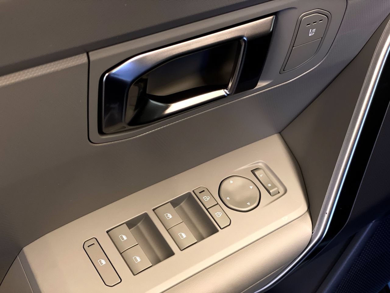 New 2027 Kia Seltos S AWD/4WD image 18