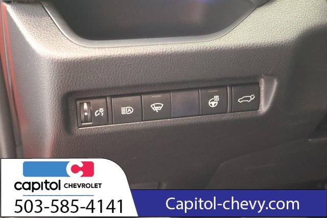 Used 2021 Toyota RAV4 SE w/ Weather & Moonroof Package AWD/4WD image 16