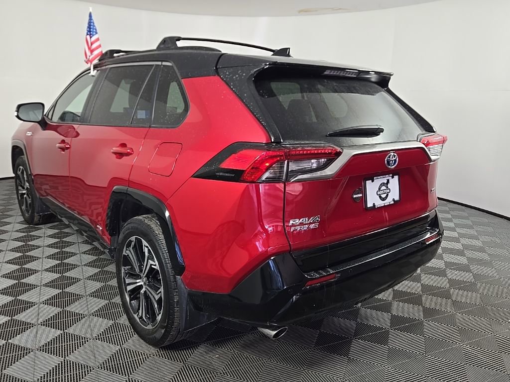 Used 2024 Toyota RAV4 XSE w/ Premium Package image 7