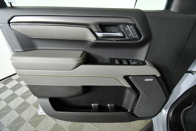 Used 2025 Chevrolet Silverado 1500 ZR2 w/ Technology Package image 22