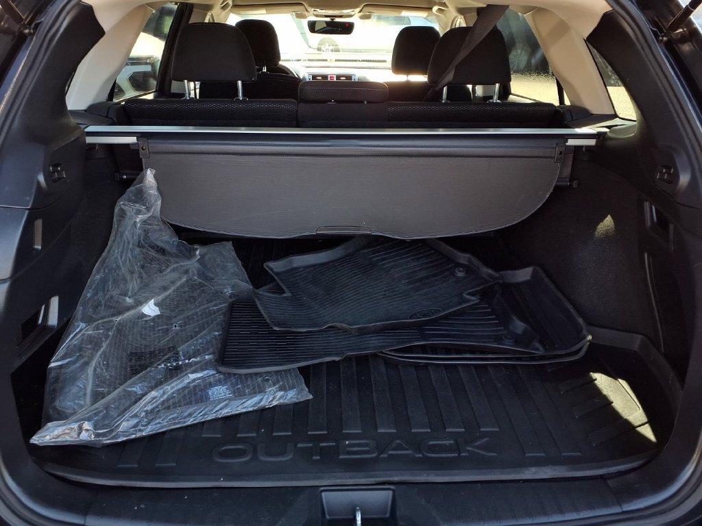 Used 2019 Subaru Outback 2.5i AWD/4WD image 7