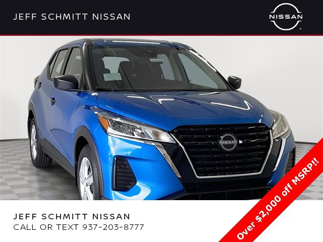 New 2025 Nissan Kicks Play S
