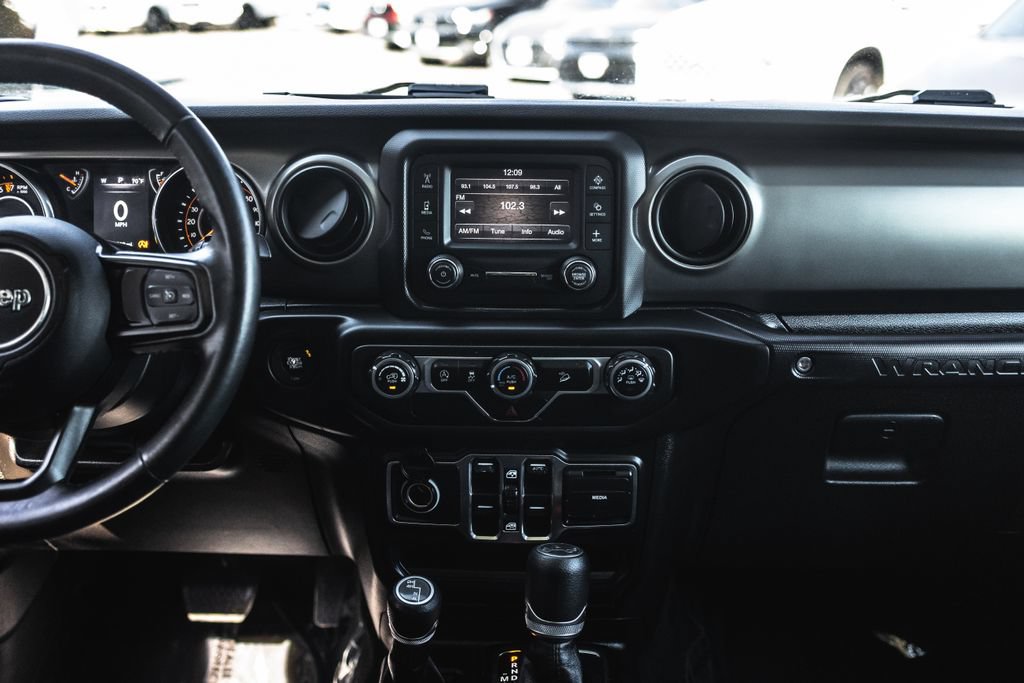 Used 2019 Jeep Wrangler Unlimited Sport S AWD/4WD image 11