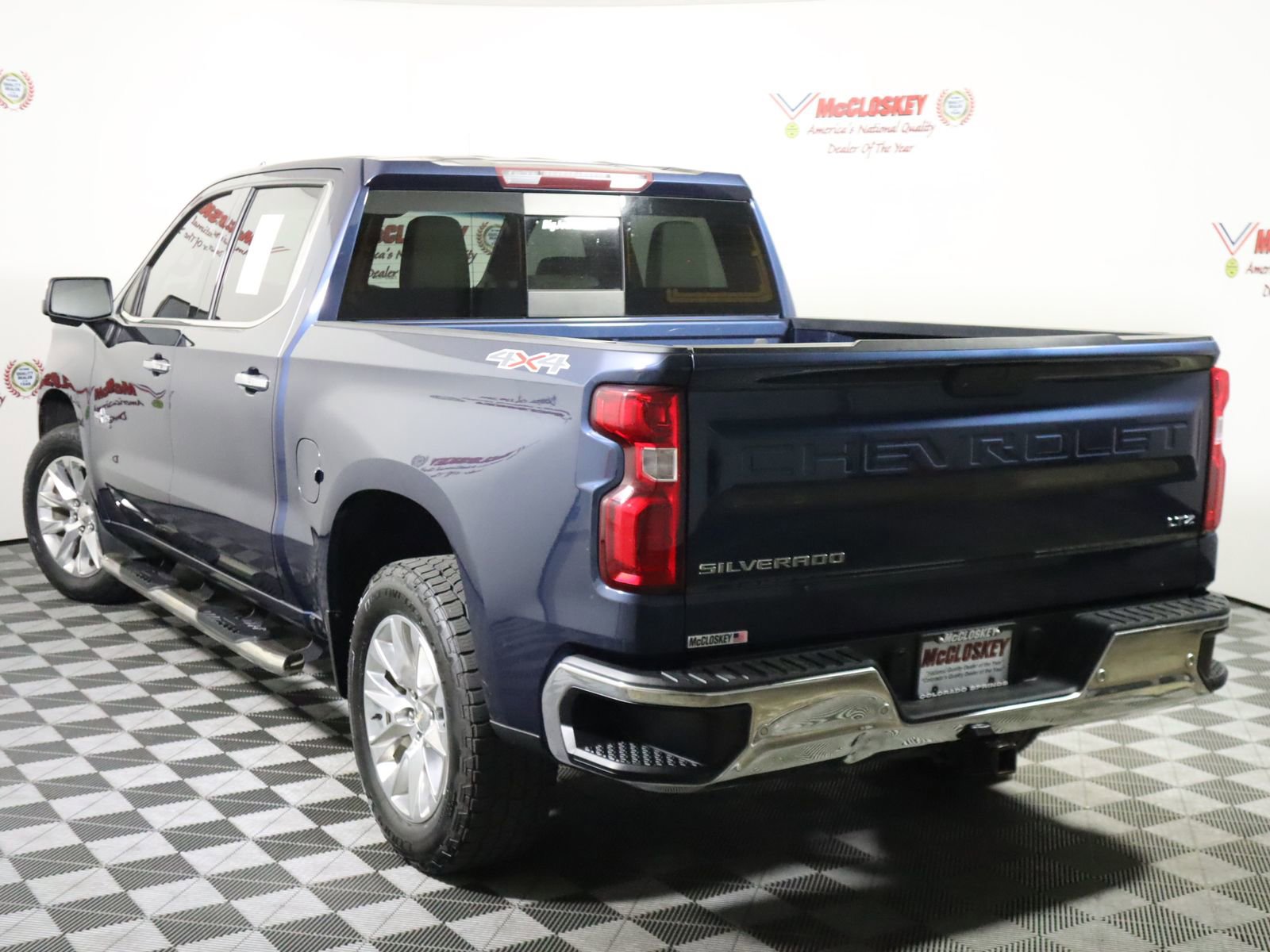 Used 2019 Chevrolet Silverado 1500 LTZ w/ LTZ Texas Edition image 10