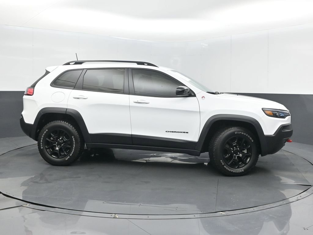 Used 2022 Jeep Cherokee Trailhawk w/ Comfort/Convenience Group image 8