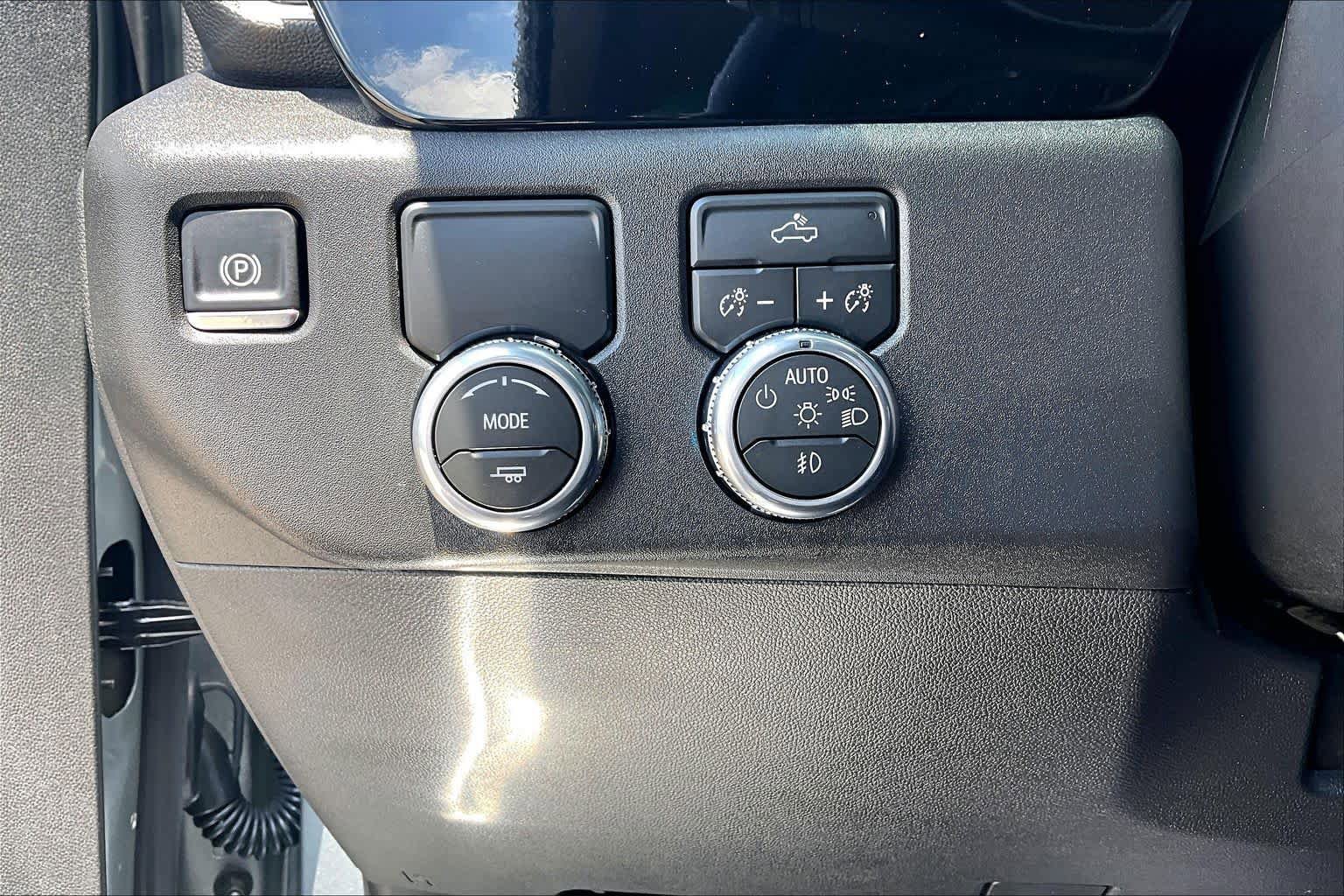 Used 2026 GMC Sierra 1500 Elevation w/ Elevation Select Package RWD image 36