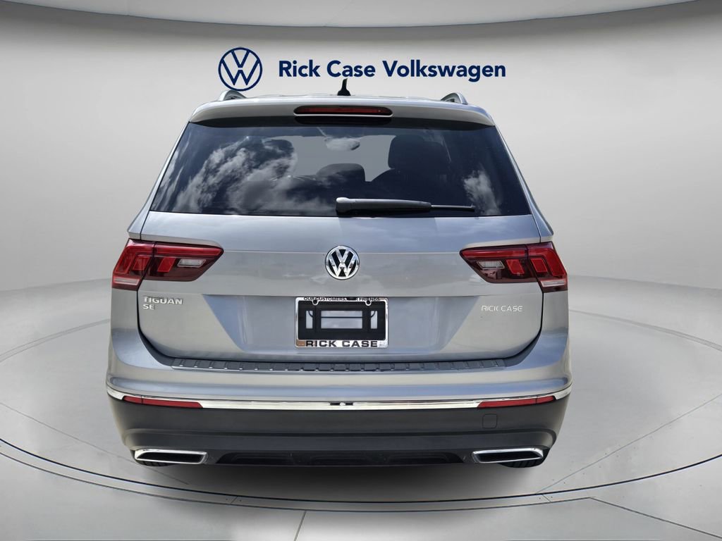 Certified 2021 Volkswagen Tiguan SE FWD image 5