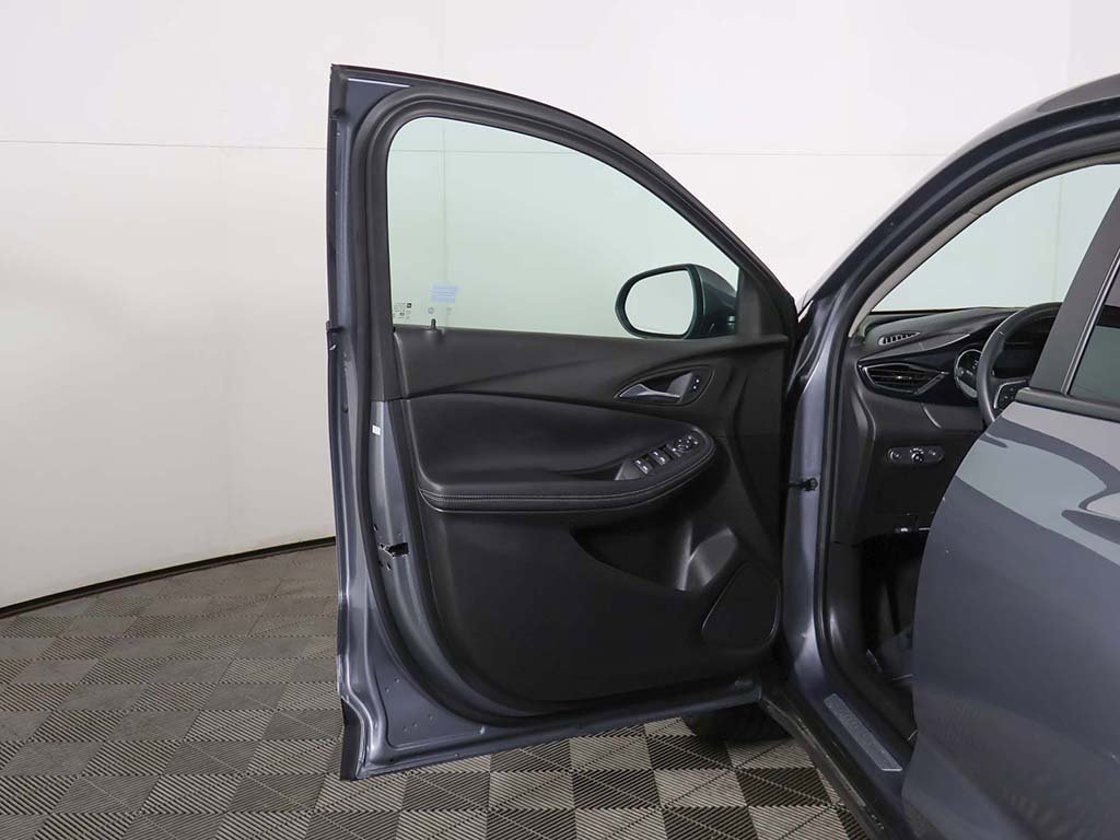 Used 2022 Buick Encore GX Preferred image 16